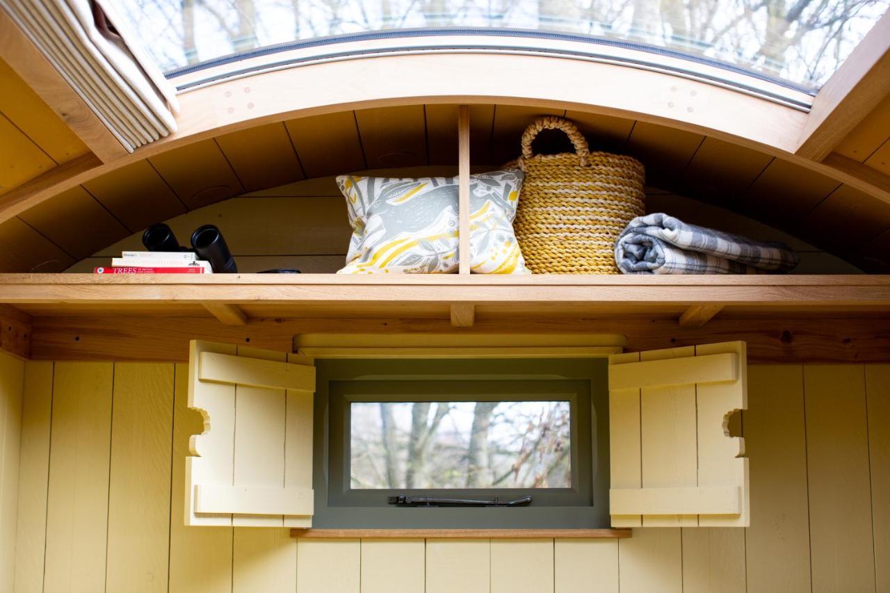 Вилла Little Plovers Shepherd Hut Чичестер Экстерьер фото